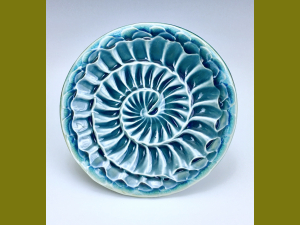 Nautilus Hanging Plate